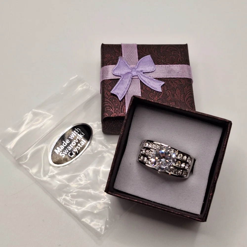 Swarovski Crystal Ring Size 7 | Round Diamond Look Statement Ring | Wide Band - Picture 14 of 16